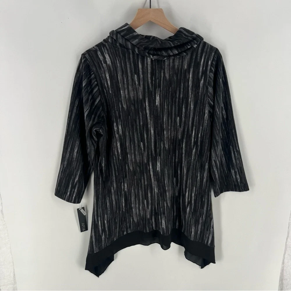 Apt. 9 Abstract Print 3/4 Sleeve Shark Bite Hem Cowl Neck Sweater‎